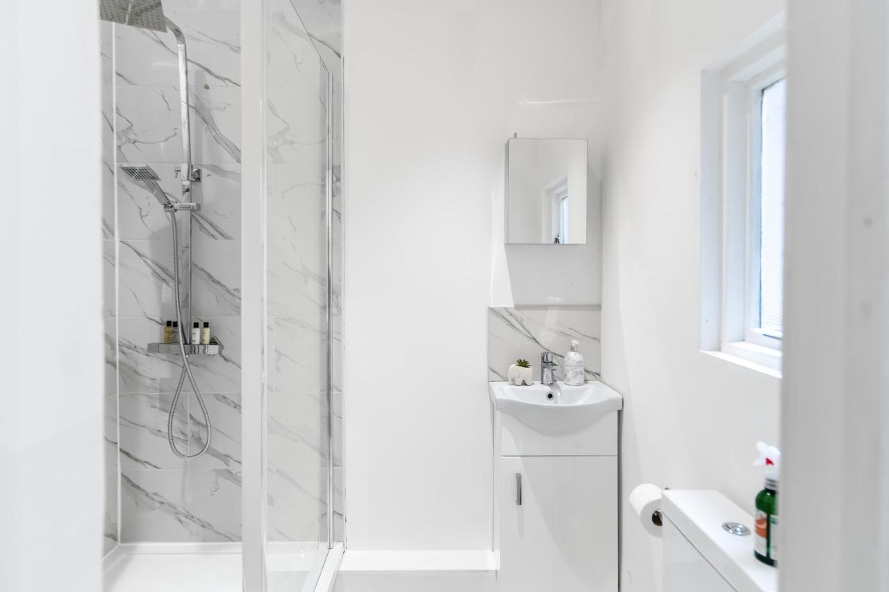 Livestay-Modern Studio Rooms In Zone 2 Londra Dış mekan fotoğraf