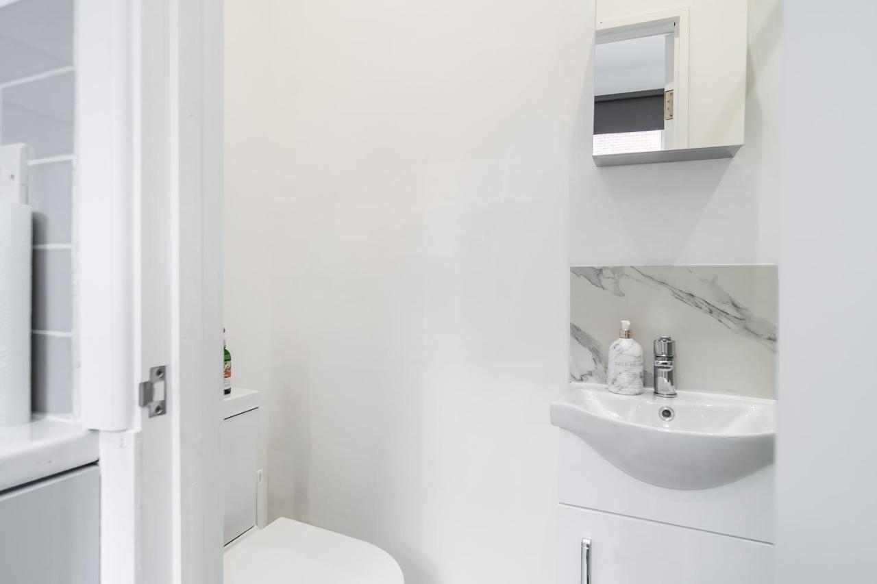 Livestay-Modern Studio Rooms In Zone 2 Londra Dış mekan fotoğraf